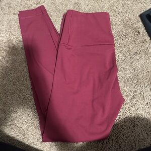 Womens berry athletic leggings